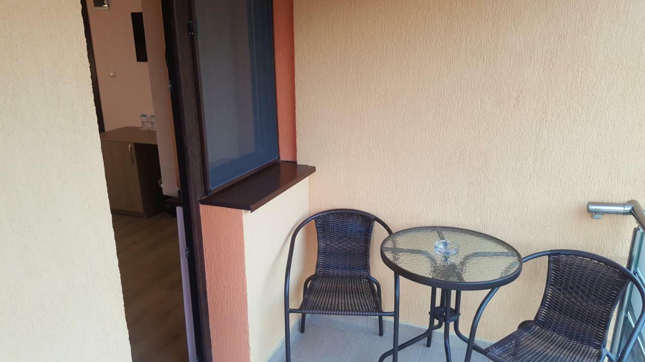 Chilingirovata Kashta Hotel พาเวลบันยา ภายนอก รูปภาพ
